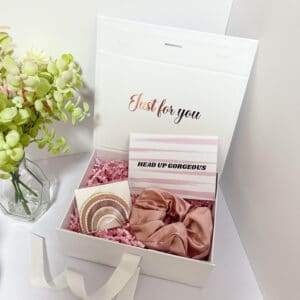 white box 3 items
